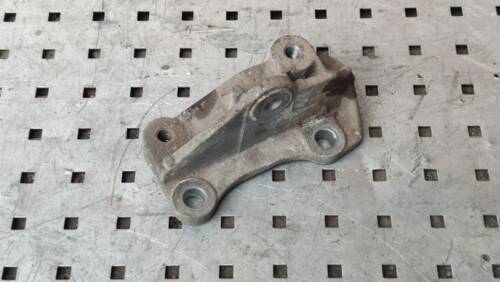 Кронштейн кріплення КПП, коробки передач K9K 1.5DCI 8200206107 Рено Кенго