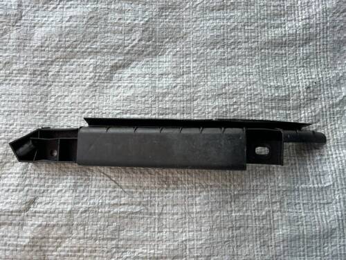Направляюча переднього бампера права VW T4 7D0807184A VAG Фольксваген Т4