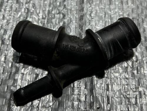 Трійник патрубка системи охолодження VW T5 1J0121087D VAG Фольксваген Т5