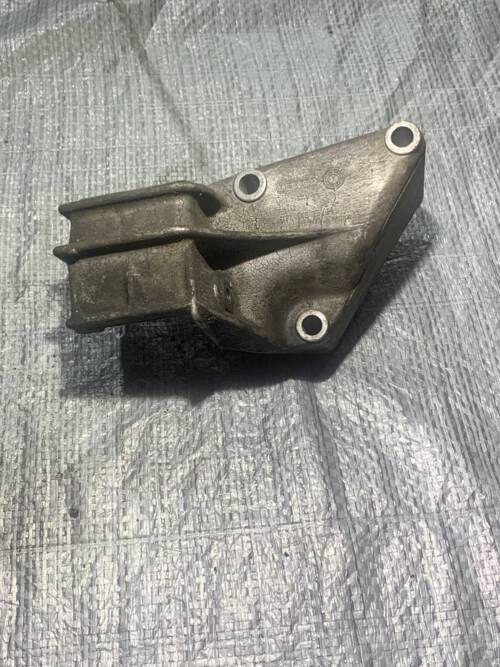 Кронштейн крепления насоса ГУ, гидроусилителя T4 074145167H VAG Volkswagen T4