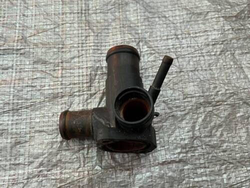 Флянець, тройнік системи охолодження VW T4 068121133AE VAG Фольксваген Т4