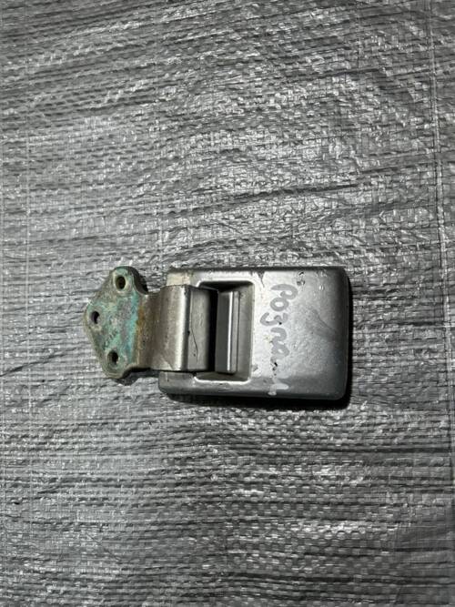 Петля, завіс задньої лівої дверки низ VW T5 7H0827153 VAG Фольксваген Т5