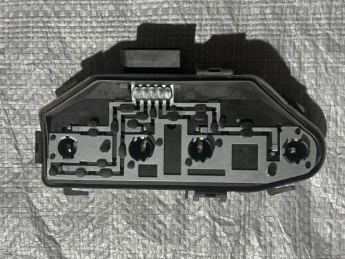 Плата фонаря заднього правого VW T5 7H0945258A VAG Фольксваген Т5-2