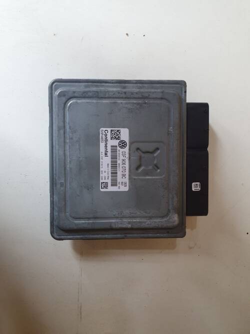 Блок керування двигуном 03F906070BC 1.4 tsi VAG Фольксваген Гольф Плюс