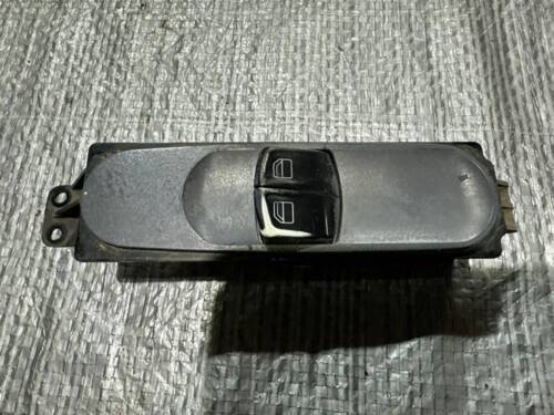 Блок кнопок склопідйомника лівий 2003-2010 2.2 CDI OM 646 A6395450713 639 Мерседес Віто