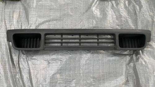 Решітка переднього бамперу центральна нижня VW T5 7H0807719 VAG Фольксваген Т5