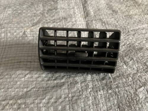 Дефлектор обдуву з панелі, торпеди VW T4 701819719А VAG Фольксваген Т4