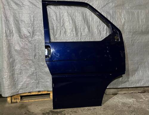 Двері передні праві голі (колір та стан уточнюйте) VW T4 701831056H VAG Фольксваген Т4