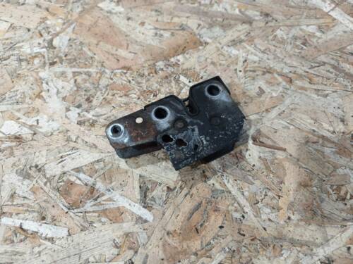 Замок капоту нижній VW 1T0823509C VAG Фольксваген Кадді