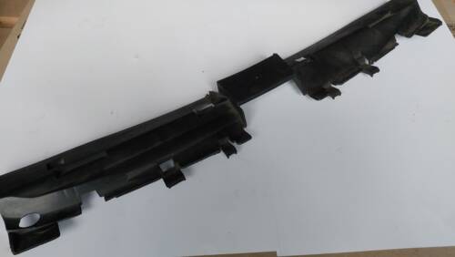 Захист, дефлектор радіатора верхній 2.0 8200414161 Рено Трафік, Опель Віваро, Ніссан Прімастар