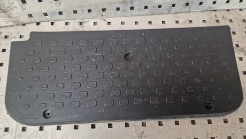 Накладка порогу, підножка бокової здвижної дверки груз 788128791R 2014+ Рено Трафік 3, Опель Віваро, Фіат Таленто, Ніссан NV 300