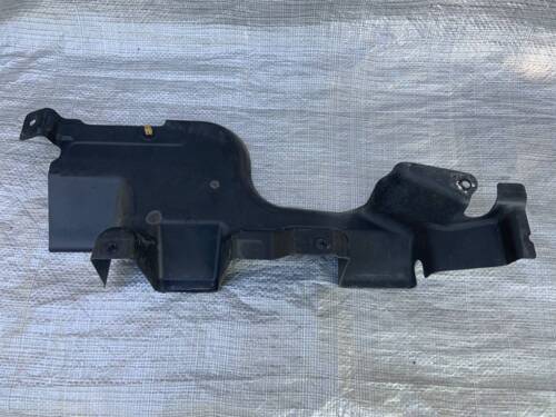 Захист днища кузова задній лівий VW T5 7H0825211 VAG Фольксваген Т5
