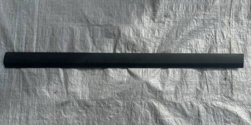 Молдинг лівих здвижних дверей 2003-2010 A6396901062 639 Мерседес Віто