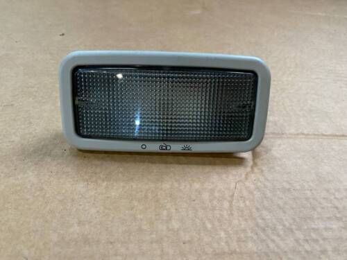 Плафон VW T5 задній 7E0947105C, 7E0947105E VAG Фольксваген Т5