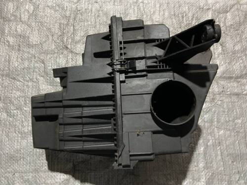 Корпус воздушного фильтра VW T5 7H0129607J VAG Volkswagen T5