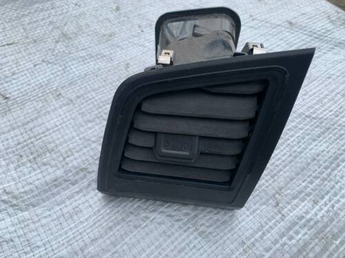 Дефлектор в панель лівий VW T5 7E1819203G VAG Фольксваген Т5