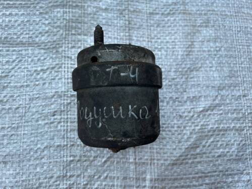 Подушка, опора двигуна права VW T4 7D0199132E VAG Фольксваген Т4