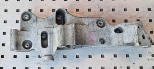 Лапа, кронштейн навісного  обладнання 2.8TDI 1996-2003 9.407.0.630.002.0.06 Фольксваген ЛТ