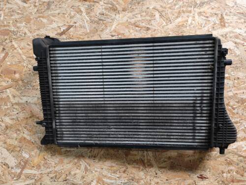Радиатор интеркулера VW 1K0145803J VAG Фольксваген Кадди-2