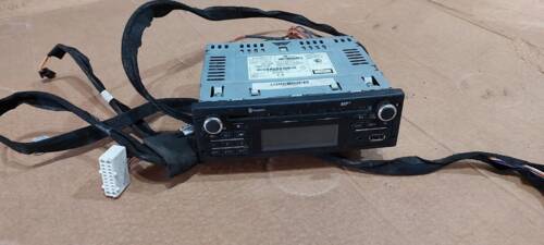 Магнітола з проводкою mp3 radio bluetooth usb 281156951R Рено