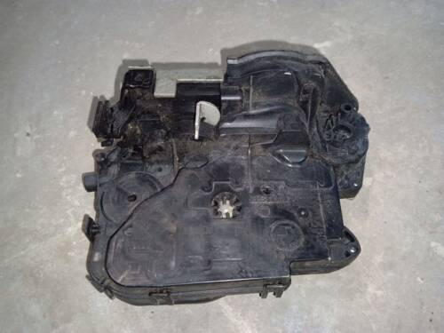 Замок задніх правих дверей 3' E90 LCI  2.0 дизель N47 2005-2013 седан 51227060296 БМВ, BMW