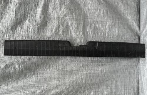 Накладка порогу задня нижня, розпашонка VW T4 705863487A VAG Фольксваген Т4