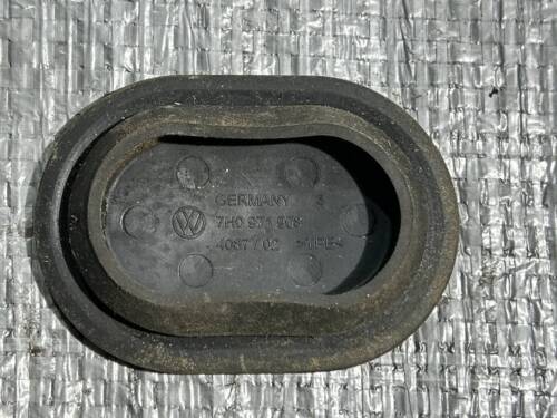 Заглушка VW T5 7H0971908 VAG Фольксваген Т5-2