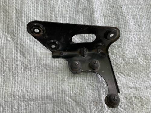 Кронштейн кріплення блоку АБС, ABS VW T5 7H0614711A VAG Фольксваген Т5