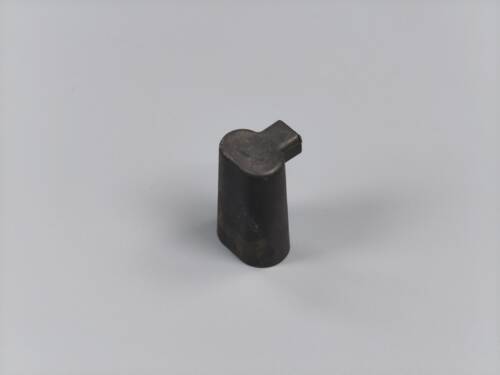 Колпачок, кришка плюсової клеми 7N0915429A VAG Фольксваген Пассат B7