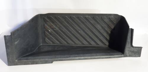 Накладка порогу внутрішня права, пасажирська підножка A9016860228, A9016862328, A9016861628 1996-2006 Мерседес Спрінтер 903
