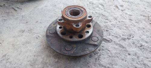 Ступиця передня однокаткова R16 2.0 2000-2006 YC151104AA Форд Транзит
