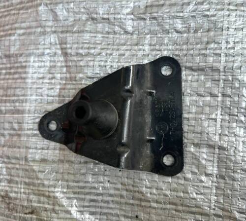 Кронштейн кріплення корпусу повітряного фільтру VW T5 7H0129671A VAG Фольксваген Т5