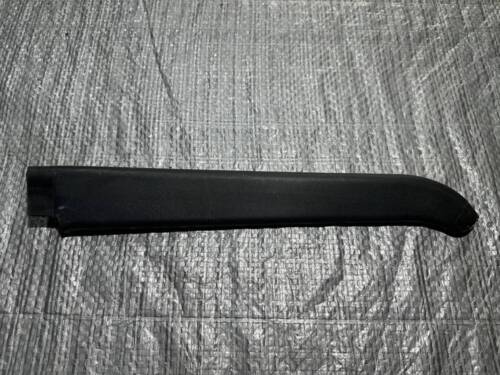 Накладка стойки правої передньої дверки 2003-2010 2.2 CDI OM 646 A6397270771 639 Мерседес Віто