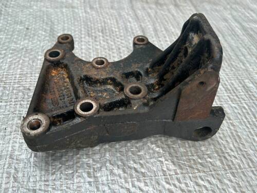 Кронштейн опоры, подушки двигателя правый VW T4 074199207B VAG Фольксваген Т4-2