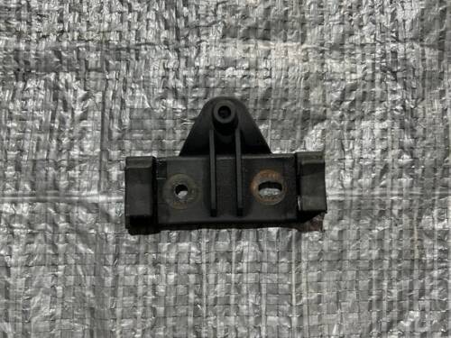 Кронштейн кріплення накладки стойки VW T5 7H0853799A VAG Фольксваген Т5