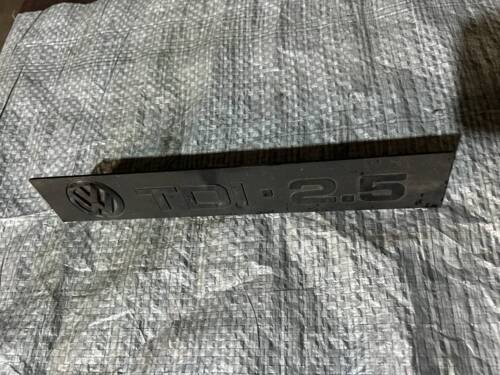 Значок, емблема, накладка VW T4 701010098S VAG Фольксваген Т4