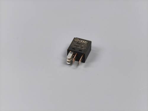 Реле стартера 8Z0951253 VAG Фольксваген