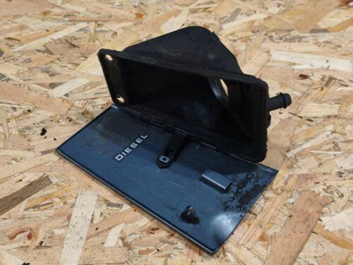 Лючок паливного бака 2.0 2000-2006 YC15V27936AK Форд Транзит-2
