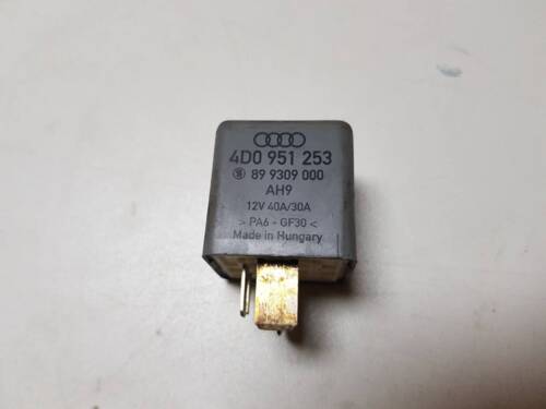Реле 372 паливного насосу VW 4D0951253 VAG Фольксваген