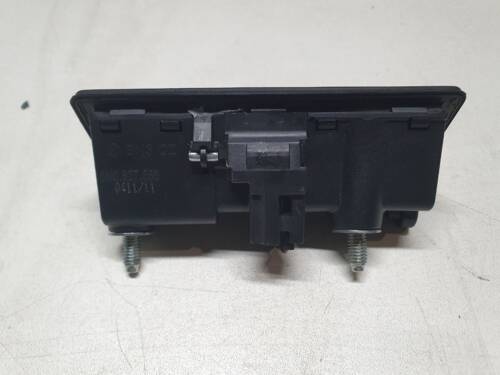 Ручка крышки багажника VW 5N0827566 VAG Фольксваген-3