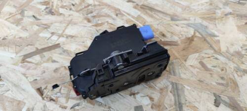 Замок електро задньої правої дверки 7L0839016E VAG Фольксваген Гольф
