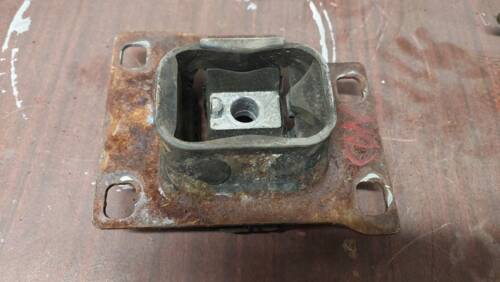 Подушка КПП 1.8 2002-2013 98AB7N121 Форд Транзит Коннект
