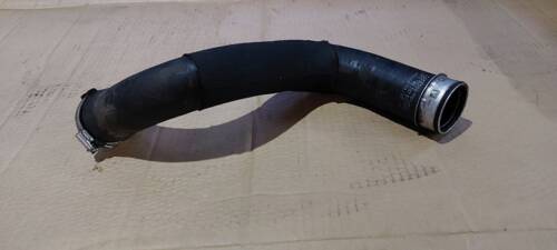 Патрубок интеркуллера верхний 2.0 VW 4F0145737D VAG Volkswagen