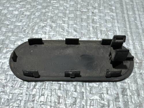 Заглушка капоту зсередини, омивача 1J0955440 VAG Фольксваген
