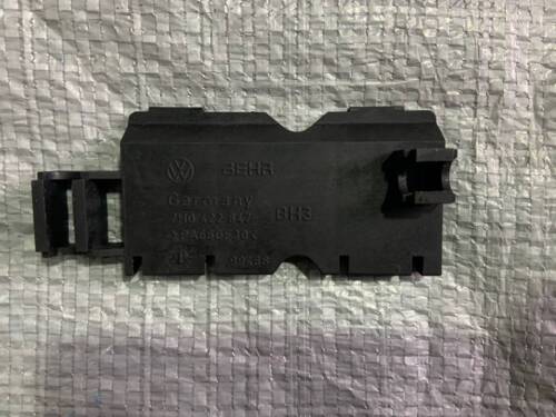 Кріплення основного радіатору 2.5 VW T5 7H0422847 VAG Фольксваген Т5