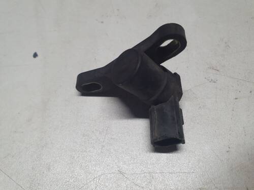 Датчик положення колінвалу L81318221 Мазда 6