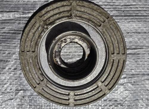 Опорна чашка передньої пружини VW T5 7H0412341 Фольксваген Т5